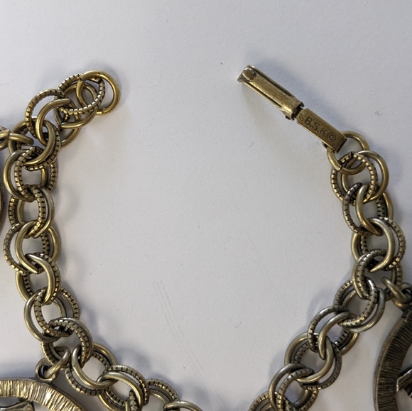 VTG SIGNED B.S.K.© GOLD TONE LARGE 4 SEASON CHARM BRACELET - Picture 6 of 11